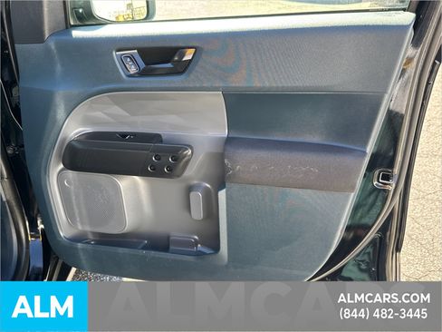 Used 2022 Ford Maverick XL image 17