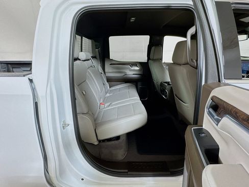 Certified 2024 GMC Sierra 1500 SLT AWD/4WD image 26