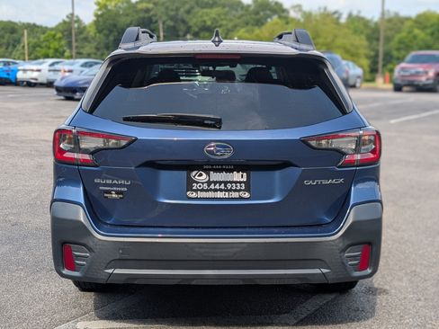 Used 2022 Subaru Outback Premium AWD/4WD image 8