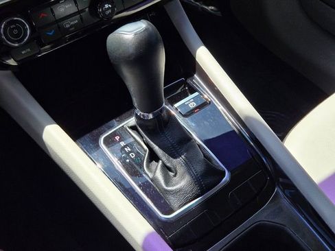 Used 2022 Jeep Compass Latitude w/ Convenience Group FWD image 32