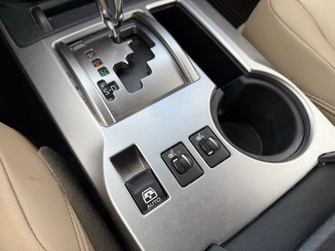 Used 2019 Toyota 4Runner SR5 Premium image 13