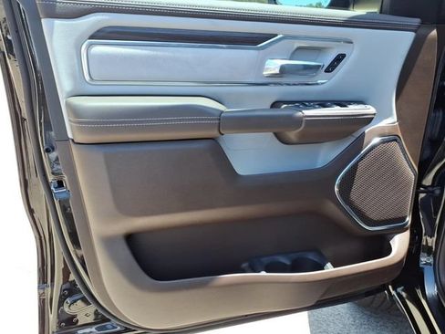 New 2026 RAM 1500 Laramie AWD/4WD image 20