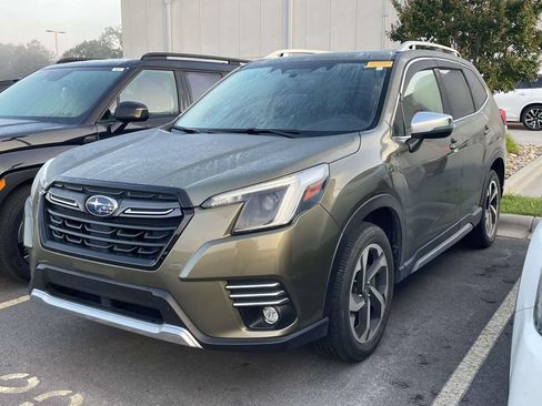 Used 2023 Subaru Forester Touring w/ Popular Package #3 AWD/4WD image 2