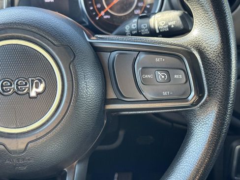 Used 2021 Jeep Wrangler Unlimited Sport image 8