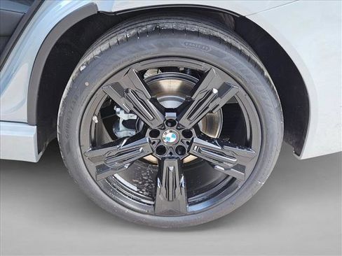 Used 2026 BMW X3 xDrive30 w/ Premium Package image 10