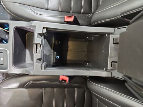 Used 2017 Ford Escape Titanium w/ Equipment Group 301A image 27