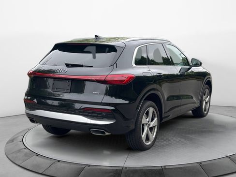 Used 2025 Audi Q5 Premium Plus w/ Premium Plus AWD/4WD image 7