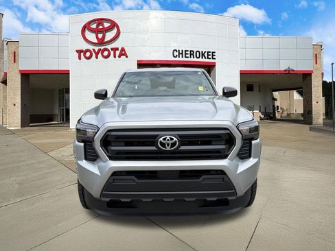 Used 2026 Toyota Tacoma SR RWD image 2