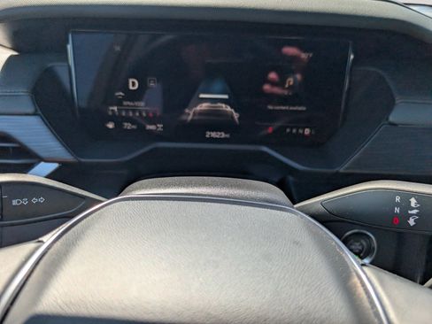 Used 2025 GMC Acadia AT4 AWD/4WD image 35