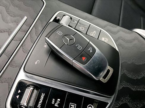 Used 2023 Mercedes-Benz GLC 300 4MATIC Coupe image 12