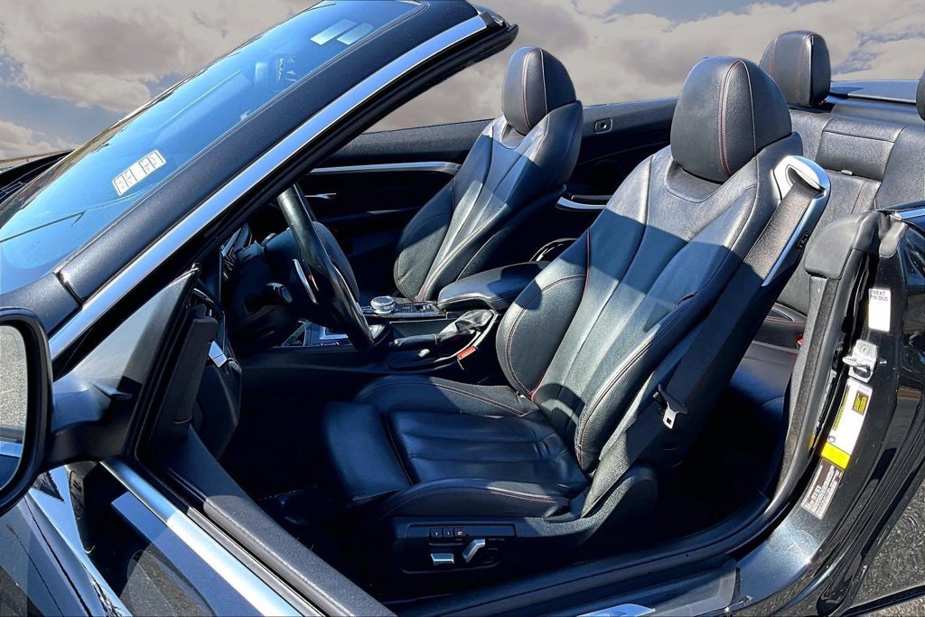Used 2018 BMW 430i Convertible RWD image 21
