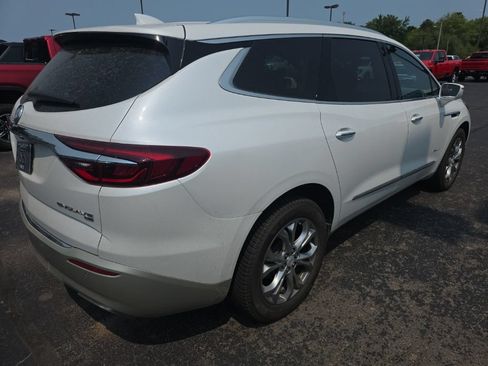 Used 2018 Buick Enclave Avenir w/ Avenir Technology Package AWD/4WD image 6