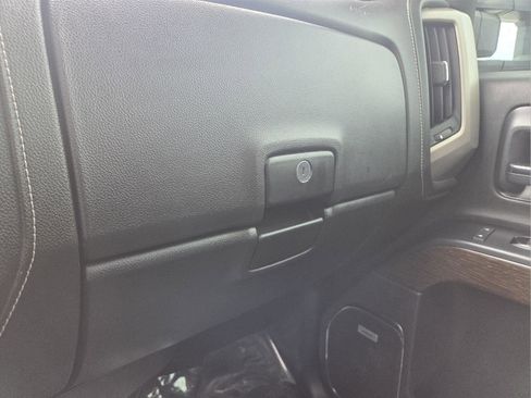 Used 2017 GMC Sierra 2500 Denali w/ Duramax Plus Package image 19