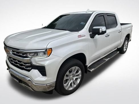 Used 2023 Chevrolet Silverado 1500 LTZ w/ LTZ Premium Package AWD/4WD image 7