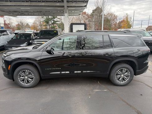 New 2026 Chevrolet Traverse LT image 3
