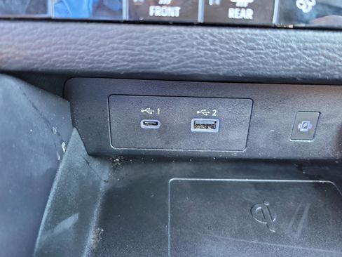 Used 2024 Mitsubishi Outlander SE image 31