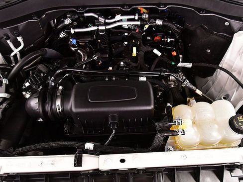 Used 2023 Ford Explorer XLT w/ Equipment Group 202A image 35