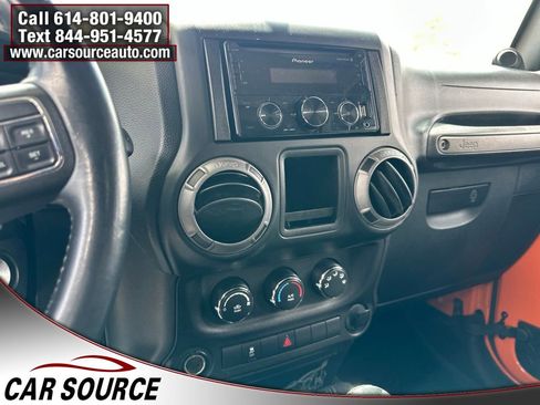 Used 2012 Jeep Wrangler Unlimited Sport w/ Connectivity Group AWD/4WD image 13