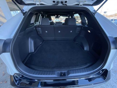 Used 2024 Toyota RAV4 SE image 25