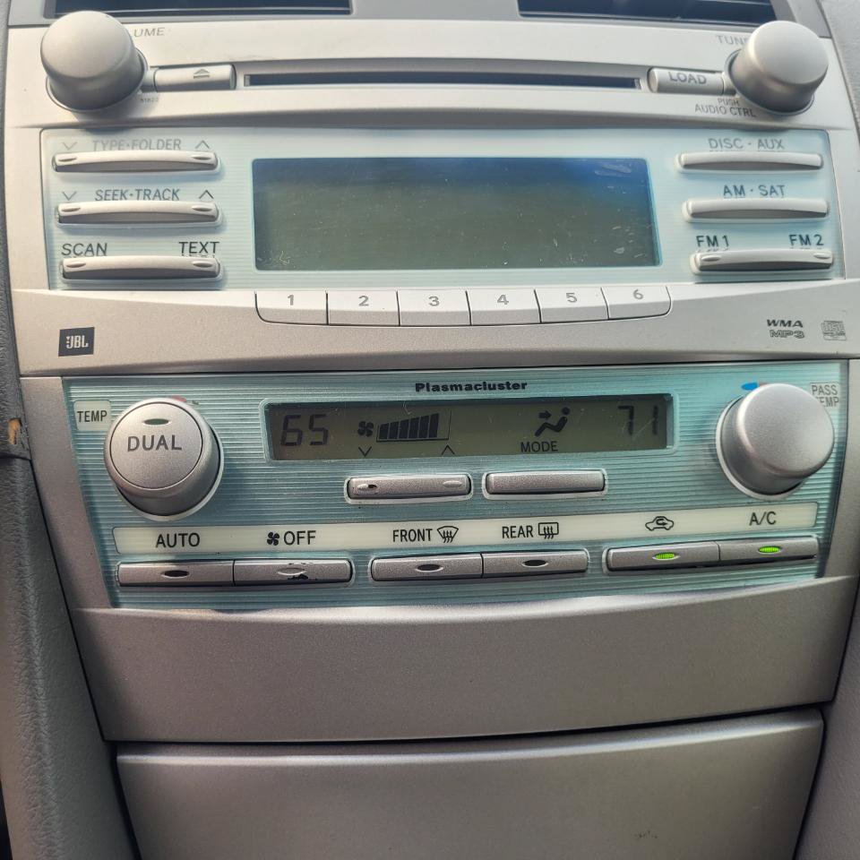 Used 2007 Toyota Camry Hybrid FWD image 18