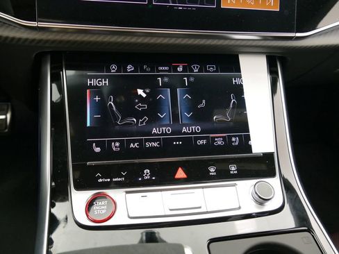 New 2026 Audi RS Q8 performance image 12