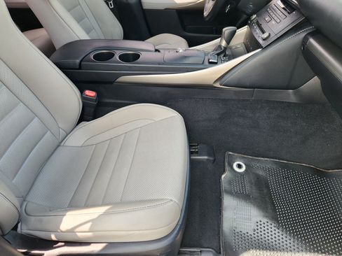 Used 2016 Lexus IS 200t w/ F Sport Package RWD image 15