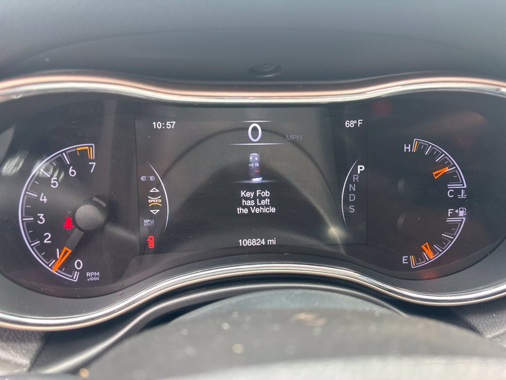 Used 2015 Jeep Grand Cherokee Limited AWD/4WD image 26