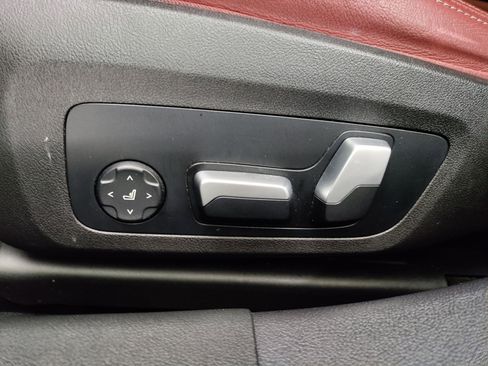 Certified 2023 BMW 330e w/ M Sport Package image 13