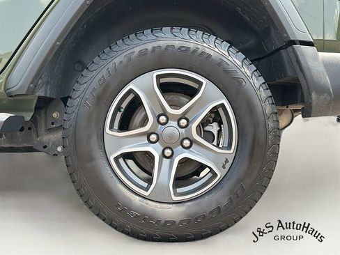 Used 2021 Jeep Wrangler Unlimited Sport AWD/4WD image 35