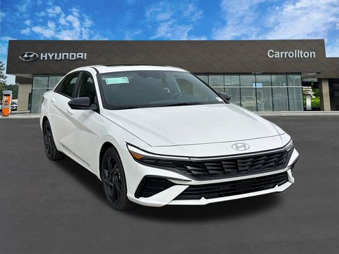 New 2026 Hyundai Elantra SEL Sport Premium FWD image 4