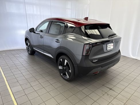 New 2025 Nissan Kicks SR w/ SR Premium Package image 6