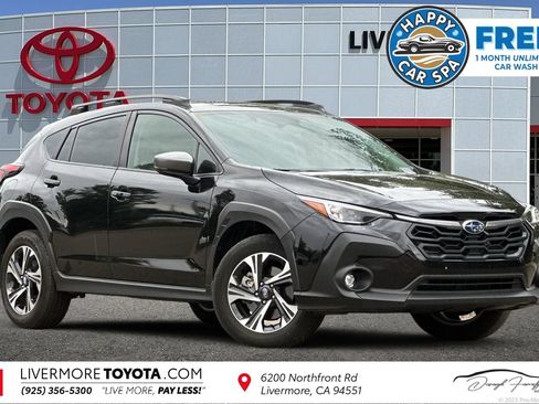 Used 2024 Subaru Crosstrek 2.0i Premium AWD/4WD image 1