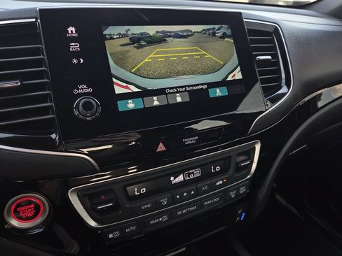 Used 2023 Honda Passport Elite image 13