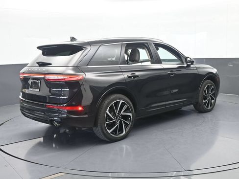 Used 2024 Lincoln Corsair Grand Touring AWD/4WD image 6