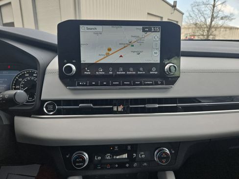 Used 2022 Mitsubishi Outlander SEL image 17