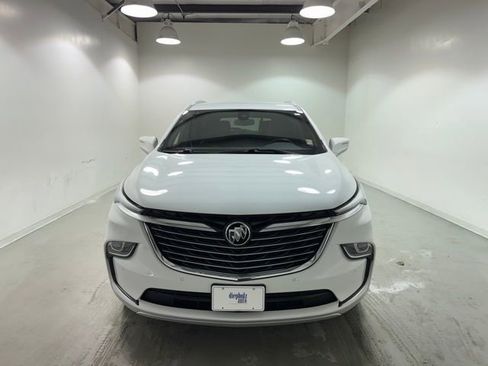 Certified 2023 Buick Enclave Essence image 2