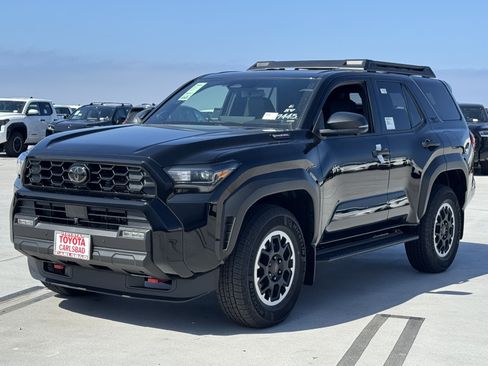 New 2026 Toyota 4Runner TRD Off-Road Premium AWD/4WD image 11