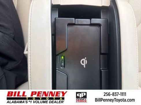 Used 2021 Toyota Highlander Limited image 28