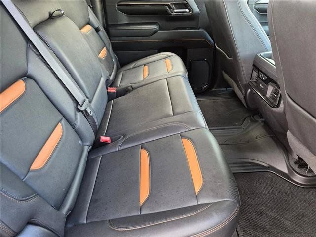Used 2024 GMC Sierra 1500 AT4 w/ Technology Package AWD/4WD image 19