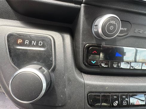 Certified 2024 RAM ProMaster 3500 w/ Delivery Van Package FWD image 13