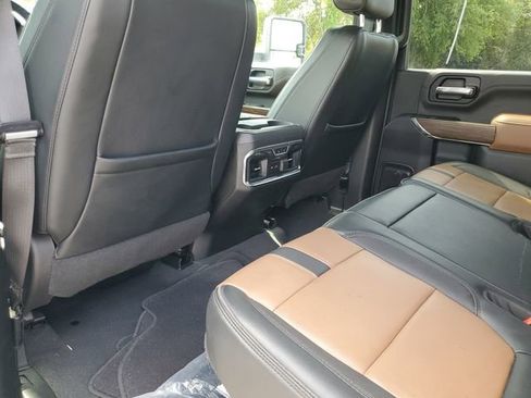 Used 2023 Chevrolet Silverado 2500 High Country w/ Z71 Off-Road Package AWD/4WD image 23