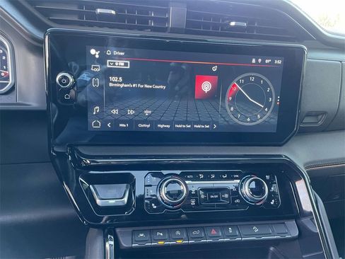 Used 2024 GMC Sierra 1500 AT4 w/ Technology Package image 23