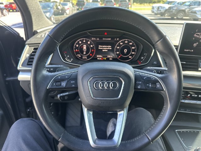Used 2020 Audi Q5 2.0T Titanium Premium Plus AWD/4WD image 14