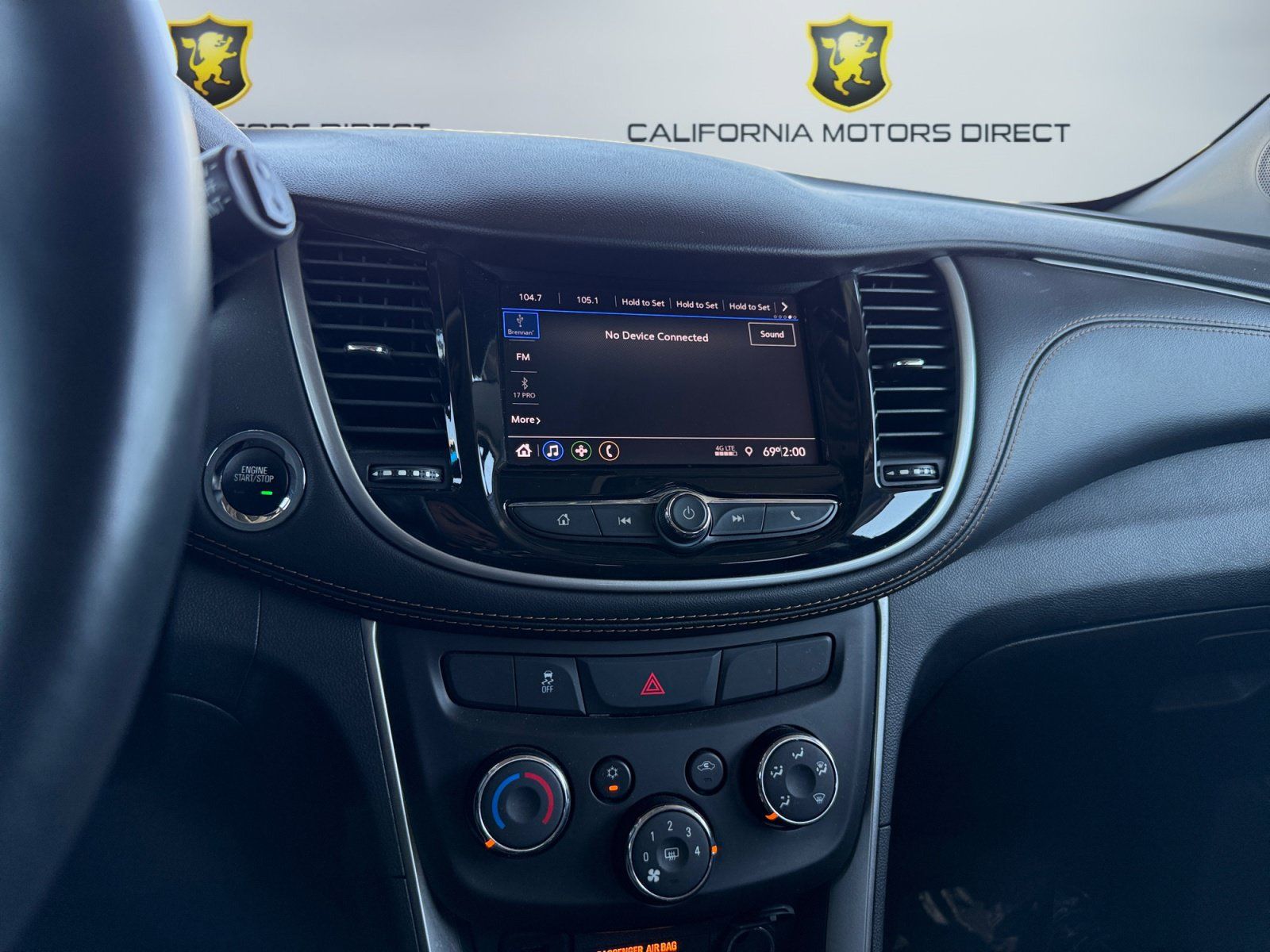 Used 2021 Chevrolet Trax LT w/ Sport Edition FWD image 14