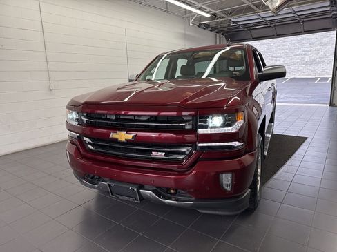 Used 2017 Chevrolet Silverado 1500 LTZ Z71 w/ LTZ Plus Package image 3