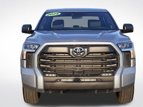 Used 2025 Toyota Tundra SR5 w/ SR5 Convenience Package AWD/4WD image 2