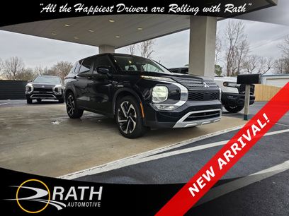 Used 2024 Mitsubishi Outlander SE Black Edition