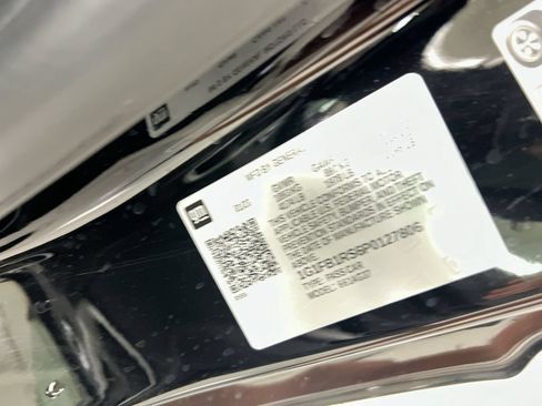 Used 2023 Chevrolet Camaro LT RWD image 28