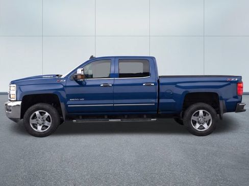 Used 2018 Chevrolet Silverado 2500 LTZ w/ Duramax Plus Package AWD/4WD image 7