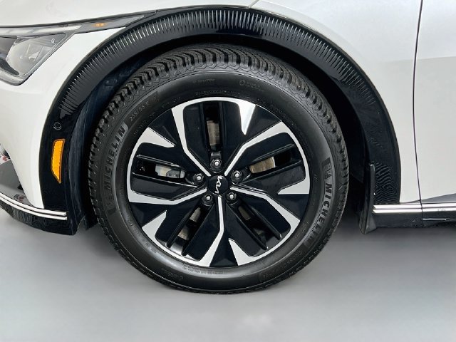 Used 2023 Kia EV6 Wind w/ Wind Technology Package AWD/4WD image 27
